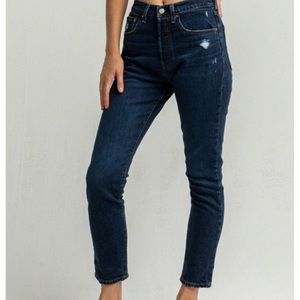 Levi’s woman 501 high rise  skinny